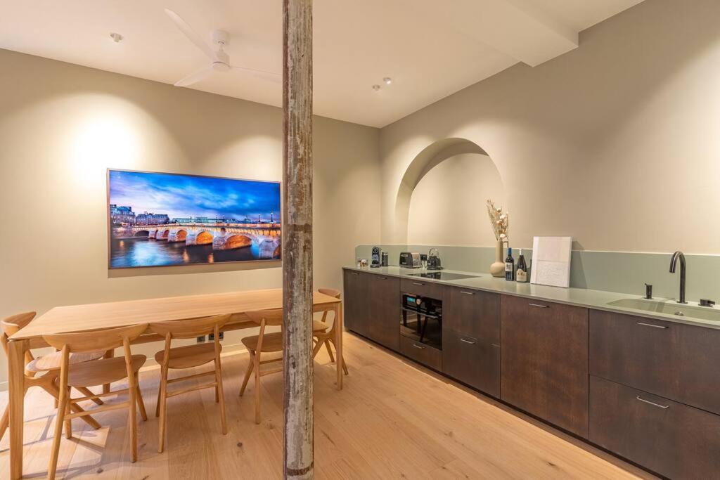 Marais - Magnificent 3br/bth Decorated With Taste Parigi