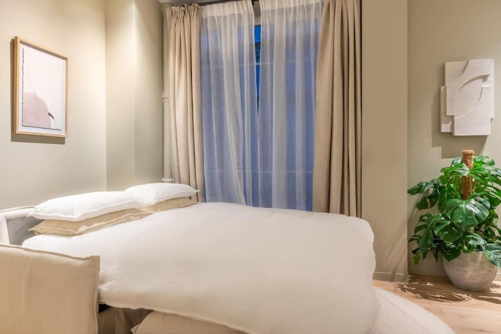 Marais - Magnificent 3br/bth Decorated With Taste Appartamento